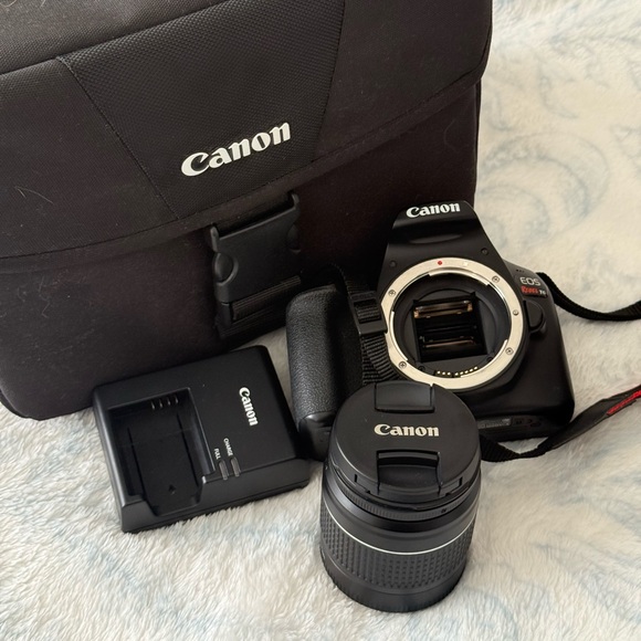Canon rebel r6 Black DSLR Camera Kit